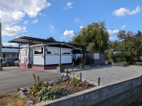 8400 Shook Rd #221, Fraser Valley, BC V2V 7L4