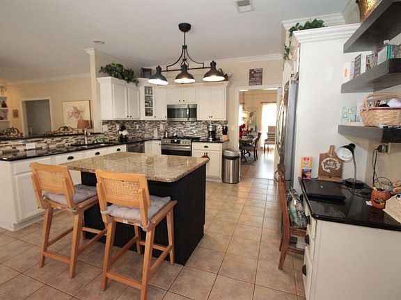 5th image of 9074 Deer Meadow Dr