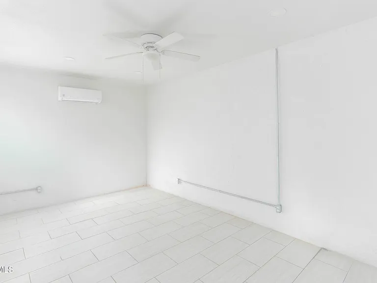 916 S Tays St #4 — Photo 5