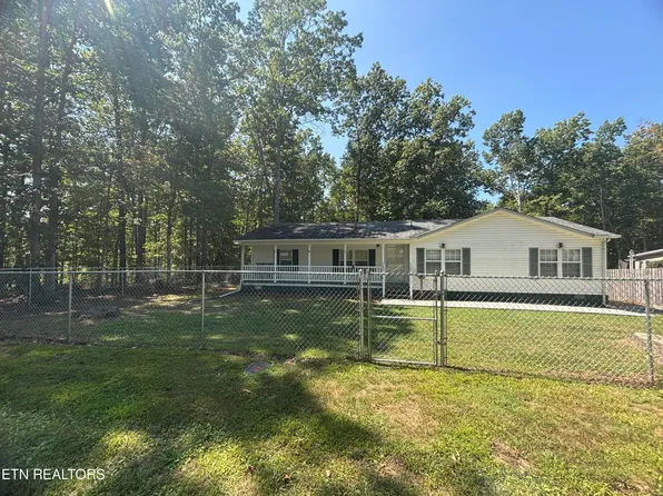 303 Altakima Ln, Crossville, TN 38572