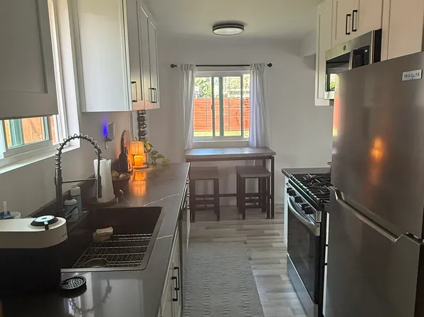 2350 Santa Ana Ave, Costa Mesa, CA 92627