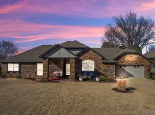 3002 Bacon Rd, Muskogee, OK 74403