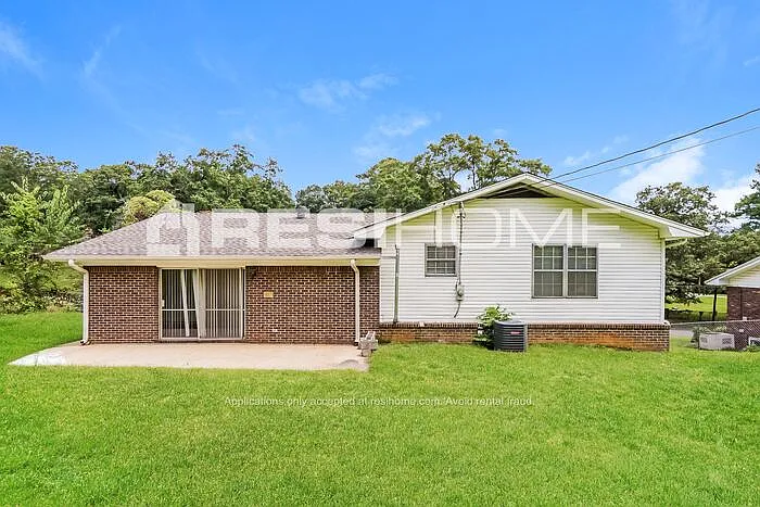 824 Ridge Lane Dr — Photo 15
