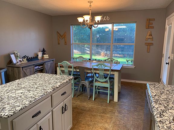 Kitchen/Dining