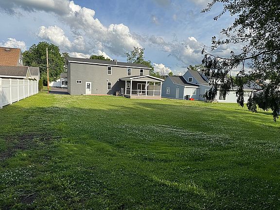 5th image of 1232 Greenview Dr