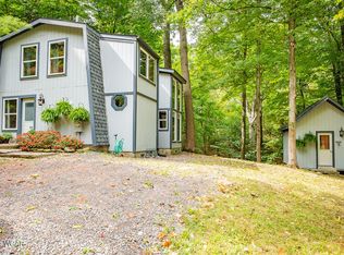 1014 Alpine Valley Rd, Zanesfield, OH 43360