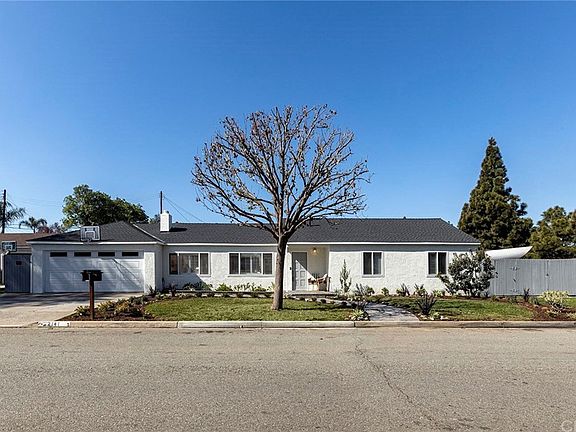3rd image of 2141 Republic Ave