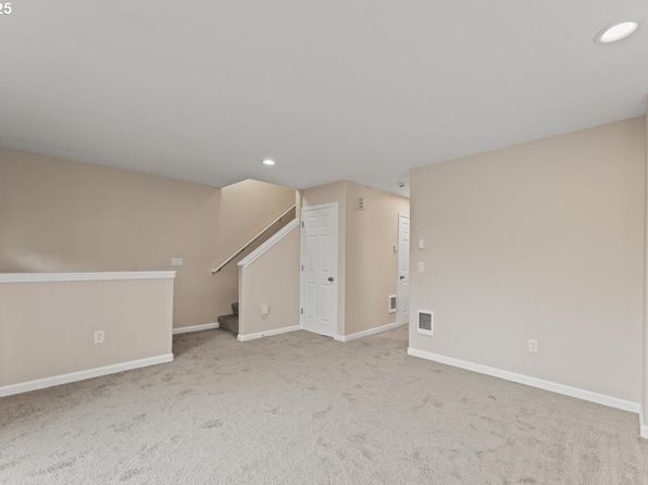 portland-oregon-53938011 picture