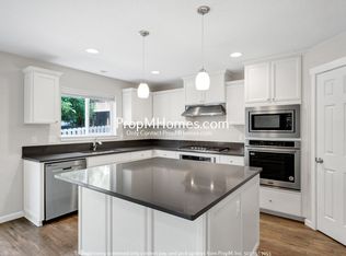 2867 SE Malcolm St, Milwaukie, OR 97222