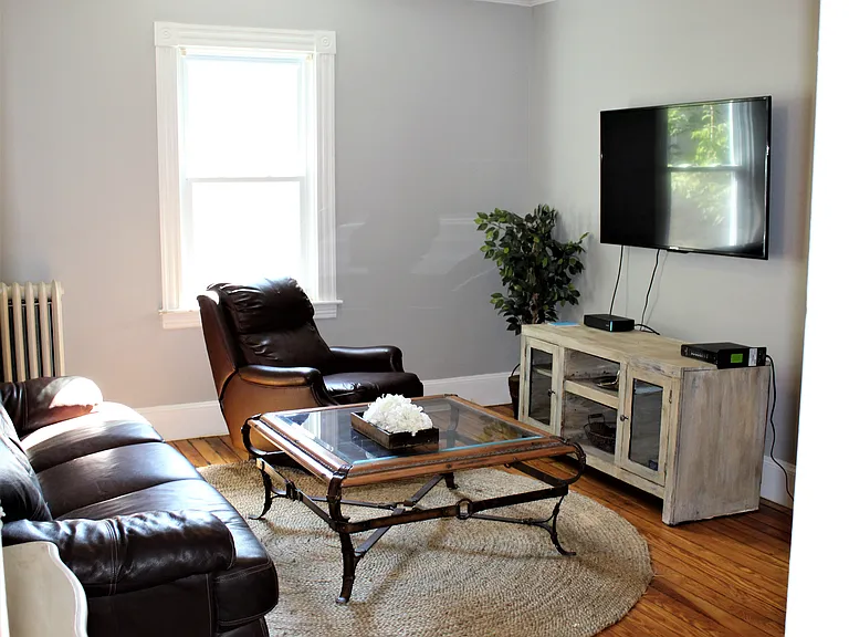 25 W Narragansett Ave — Photo 3