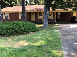 2205 Old Bay Springs Rd, Laurel, MS 39440