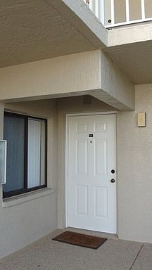 2nd image of 9640 Windsor Gardens Ln APT 102