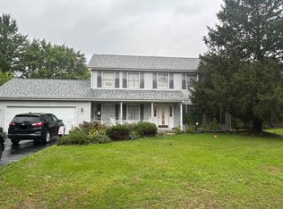 123 Strawbridge Dr, Rockton, IL 61072