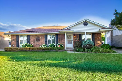 4300 Connie Dr Photo 1