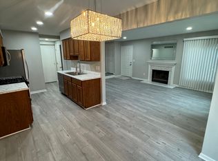 44655 New Hampshire Dr, Clinton Township, MI 48038