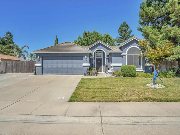 1034 Starbrook Dr, Galt, CA 95632
