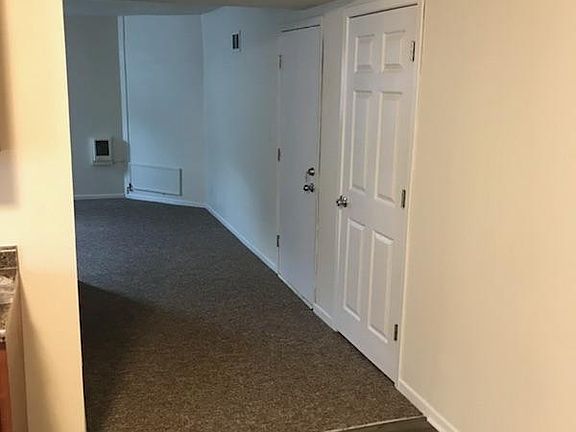 5th image of 1714 E Bradford Ave