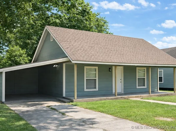 307 S Lee Ave, Wagoner, OK 74467