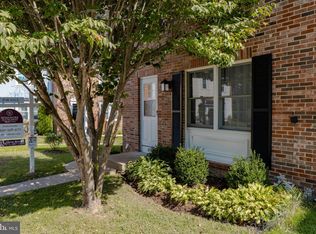 8017 Steeple Chase Ct, Springfield, VA 22153