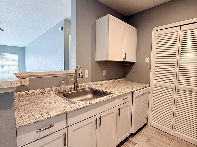 4368 S Kirkman Rd #205 — Photo 5