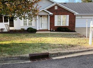 1884 Elmdale Rd, Paducah, KY 42003