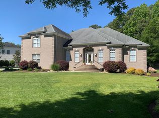 1109 Lady Ginger Ln, Virginia Beach, VA 23455