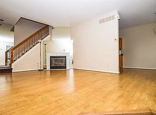 7212 Green Farm Rd #143, West Bloomfield, MI 48322