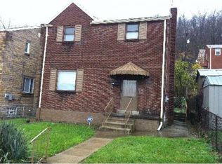 935 Liberty St, Mc Kees Rocks, PA 15136