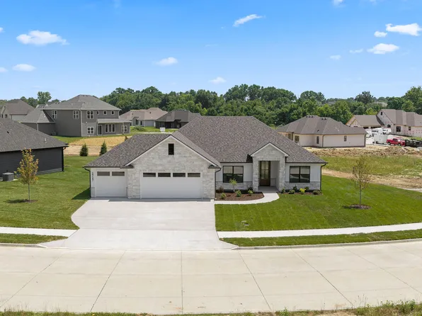 2727 Easley Cabin Cir, Columbia, MO 65201