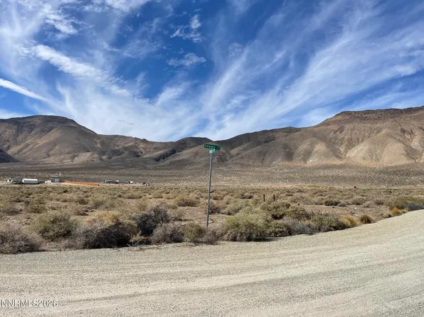 Adams Ct #1223155, Yerington, NV 89447