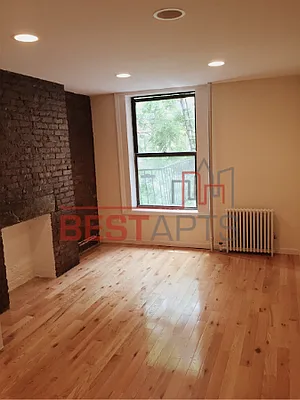 Rented by Best Apartments North Inc | media 25