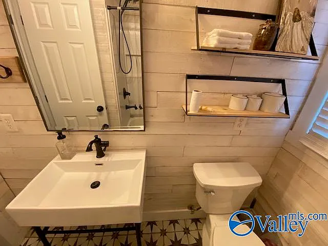 1236 Oshaughnessy Ave NE — Photo 26
