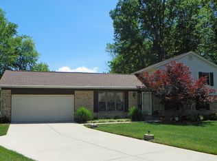 3876 Pin Oak Dr, Amelia, OH