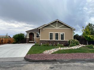 308 Maple Ridge Dr, Big Bear City, CA 92314