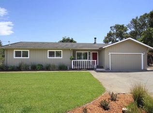 819 Calabasas Rd, Watsonville, CA 95076