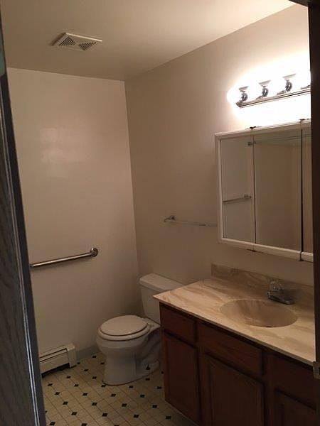 2nd image of 410 8th Ave S