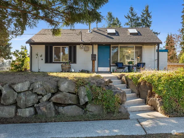 5202 232nd Street SW, Mountlake Terrace, WA 98043