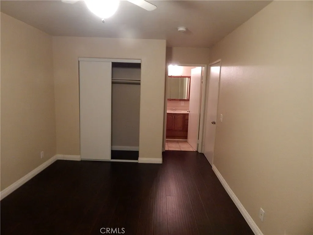 2 bed, 1000 sqft, $2,850 — Photo 3