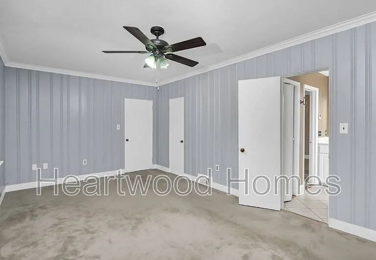 2417 Clark St #B — Photo 22