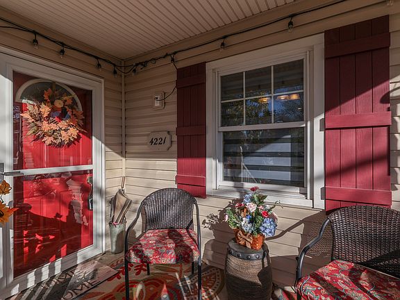 4th image of 4221 Weaver Ave