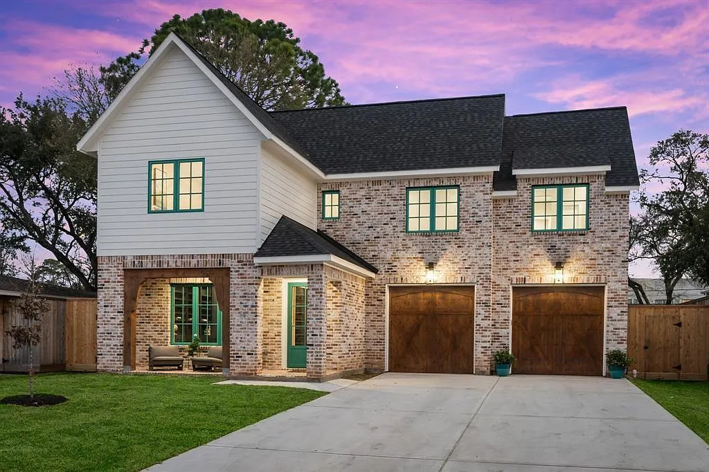 4 bed, 3.5 bath, 4299 sqft, $6,495 — Photo 2