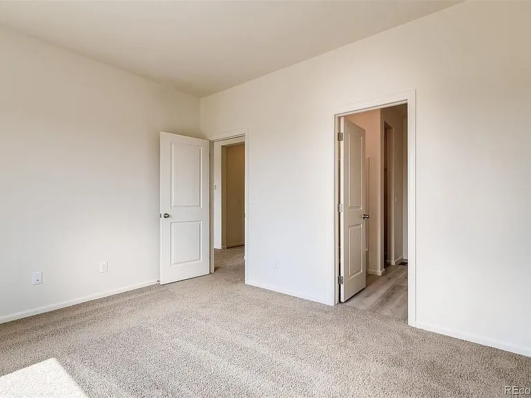 8891 Ventura St — Photo 7