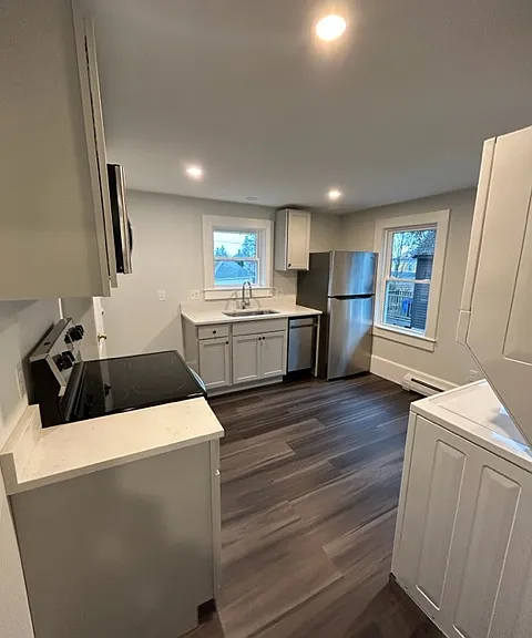73 Essex St #1 — Photo 5