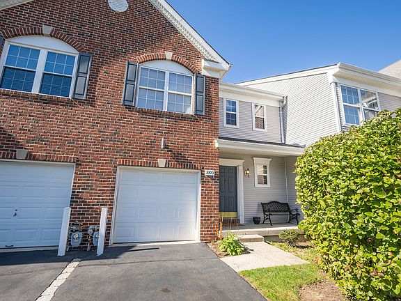2nd image of 3390 Woodland Cir