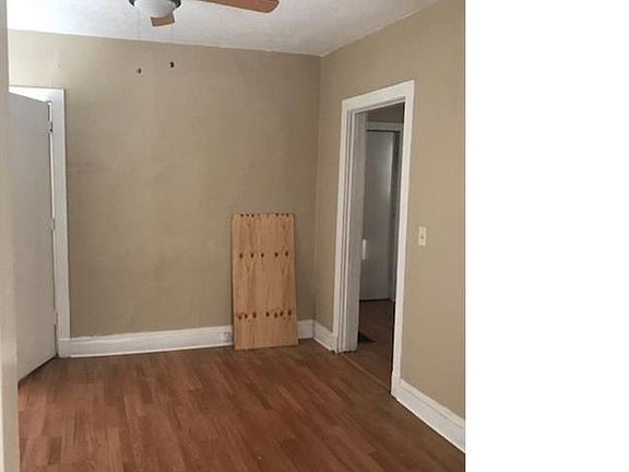 3rd image of 1619 N Church St