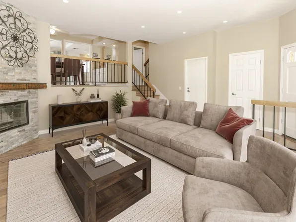 20737 Roscoe Blvd Unit 102, Winnetka, CA 91306