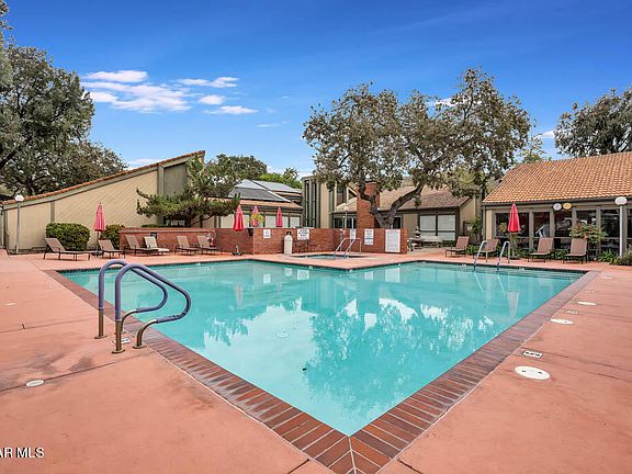 5th image of 786 Birchpark Cir APT 201