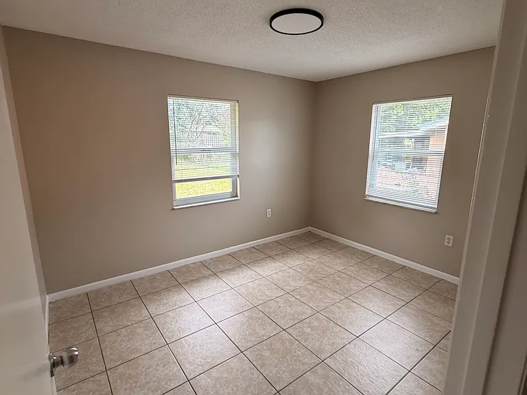 4622 Date Palm Dr — Photo 6