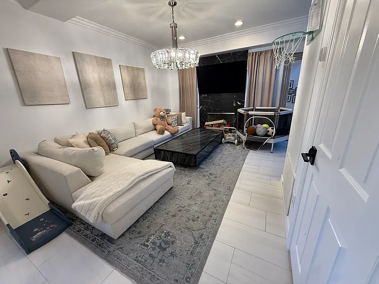 1200 E Highland Ave #205 — Photo 11