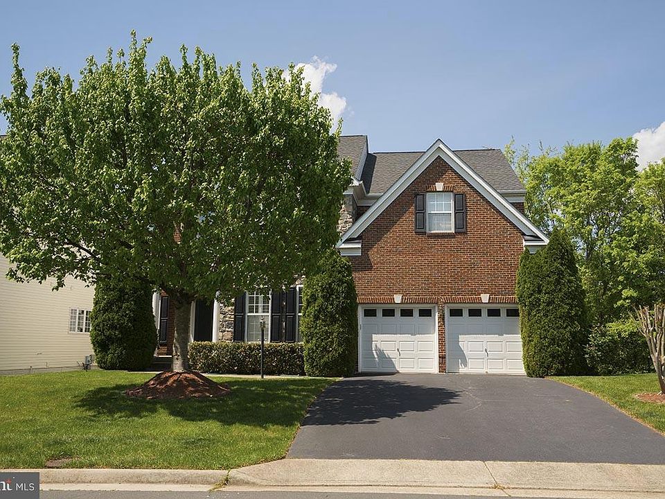 2780 Middleton Farm Ct, Herndon, VA 20171 Zillow